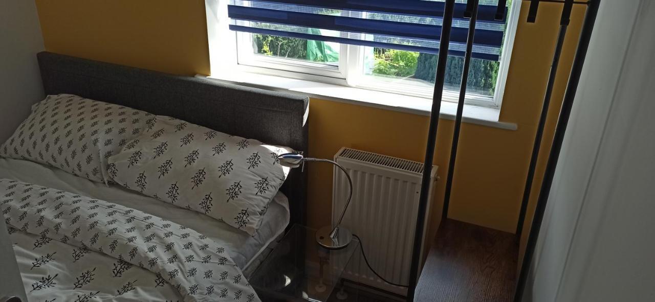 הוילה Broxtowe House -3 Bed House Parking נוטינגהאם מראה חיצוני תמונה