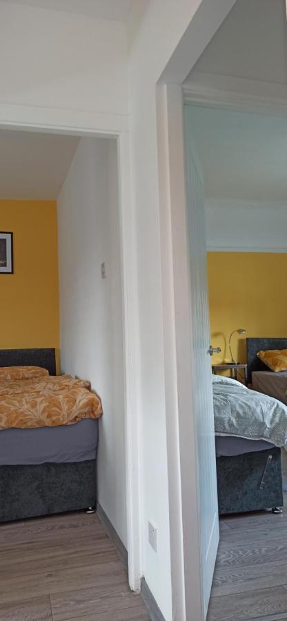 הוילה Broxtowe House -3 Bed House Parking נוטינגהאם מראה חיצוני תמונה