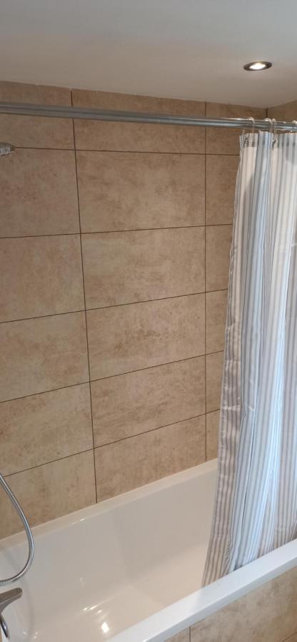 הוילה Broxtowe House -3 Bed House Parking נוטינגהאם מראה חיצוני תמונה